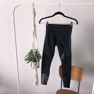 Koral Forge Contrast Panel Sports Leggings